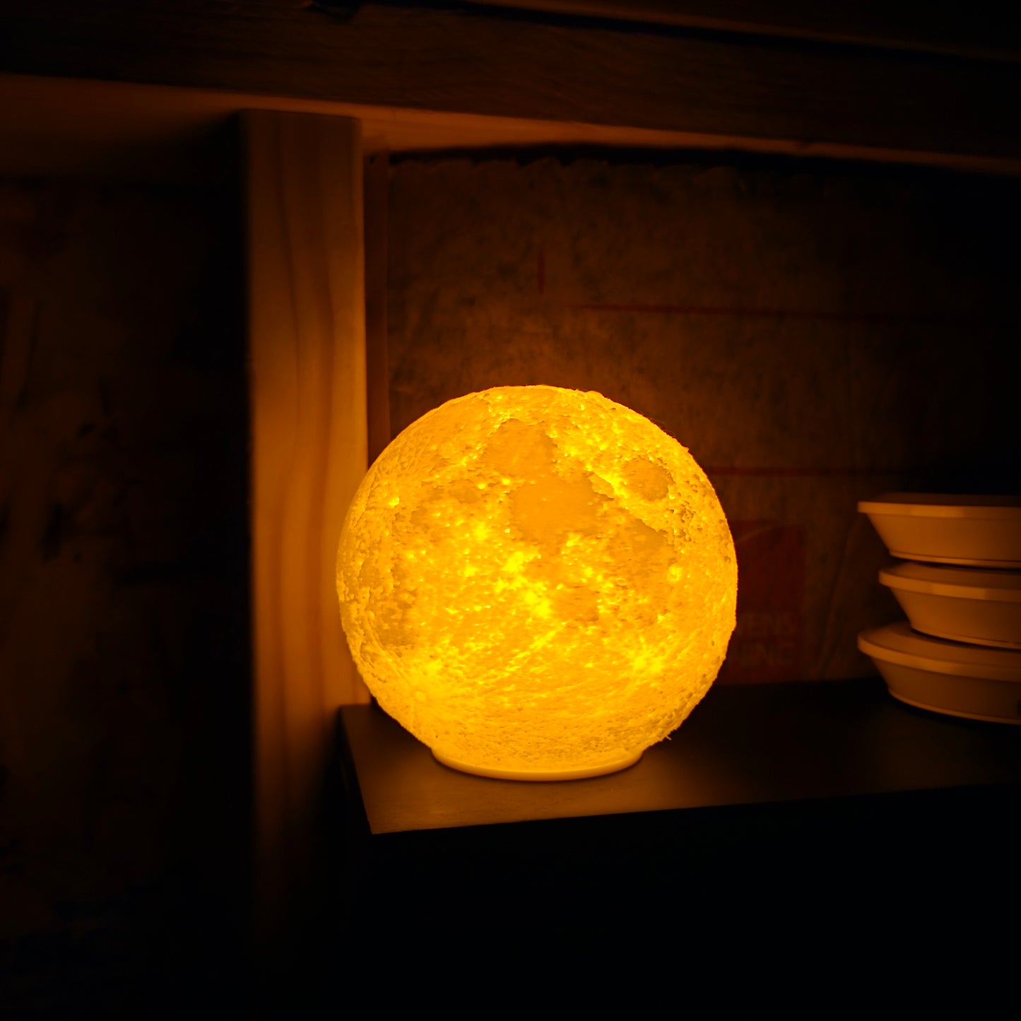 moon lamp